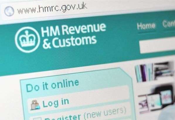 hmrc-self-assessment-scam-messages-offering-fake-tax-rebates-number